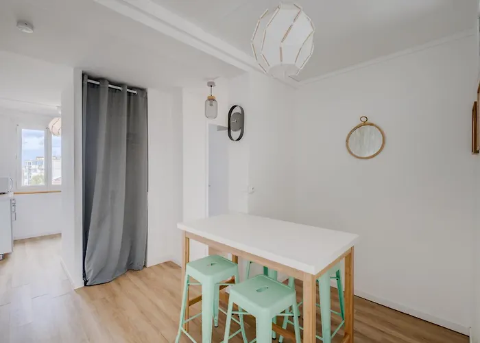 Lestang By Yume Διαμέρισμα *